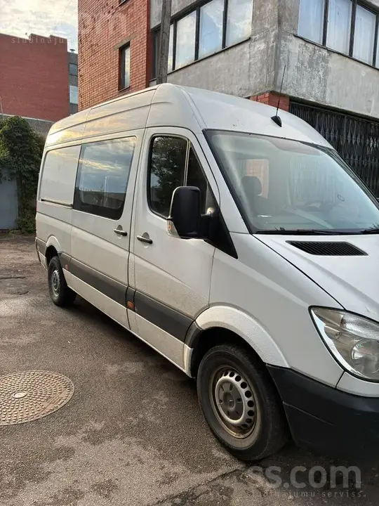 Mercedes-Benz Sprinter 2012 photo 2