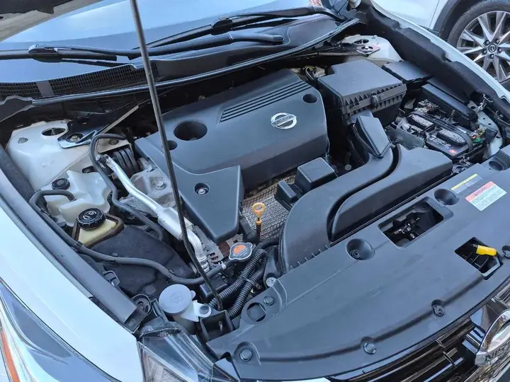 Nissan Altima 2016 photo 5