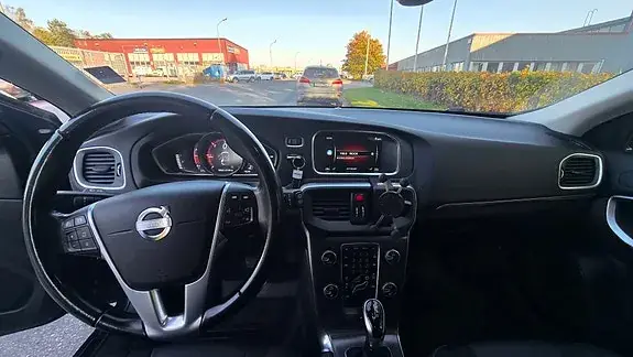 Volvo V40 2015 photo 4