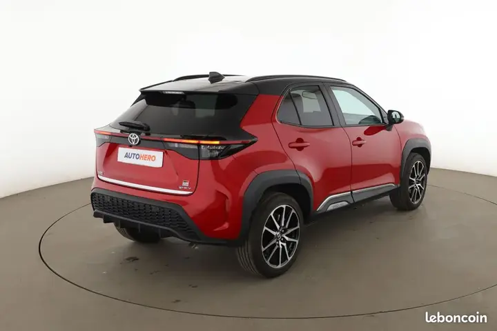 Toyota Yaris Cross 2024 photo 3
