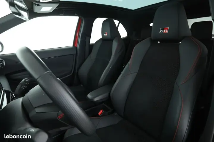 Toyota Yaris Cross 2024 photo 5