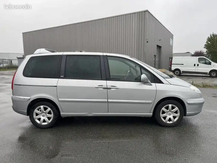 Peugeot 807 2011 photo 4