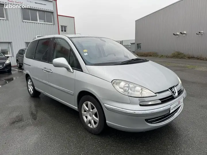 Peugeot 807 2011 photo 3