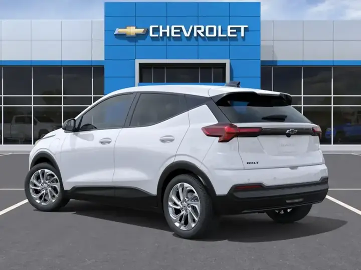 Chevrolet Bolt 2027 photo 5