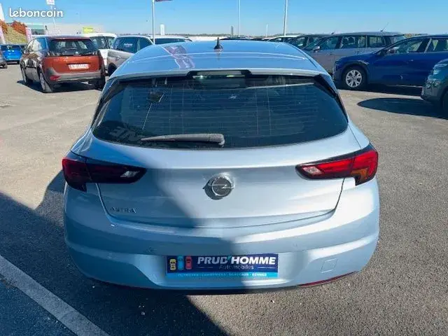 Opel Astra 2019 photo 4