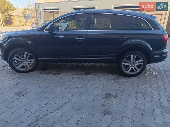 Audi Q7 2013 photo 5