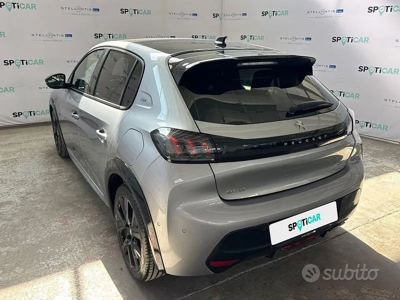 Peugeot 208 2023 photo 3