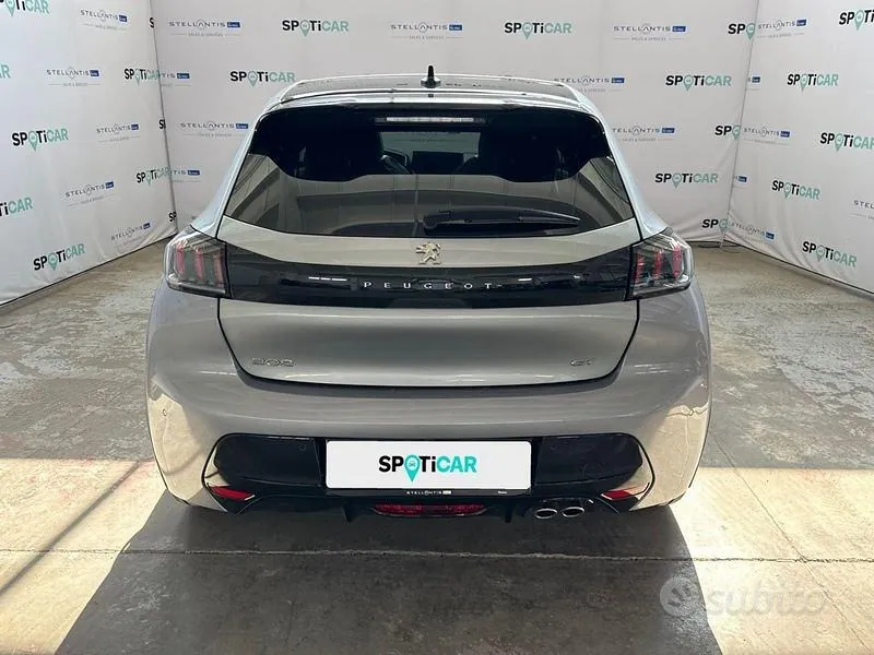 Peugeot 208 2023 photo 4