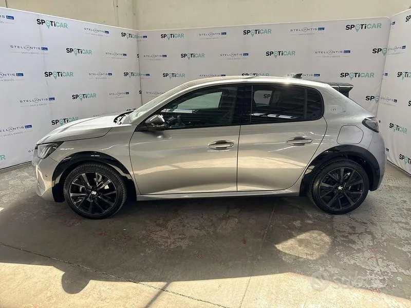 Peugeot 208 2023 photo 2