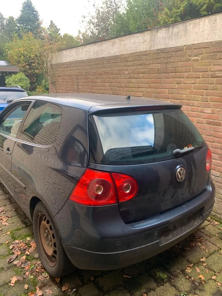 Volkswagen Golf V