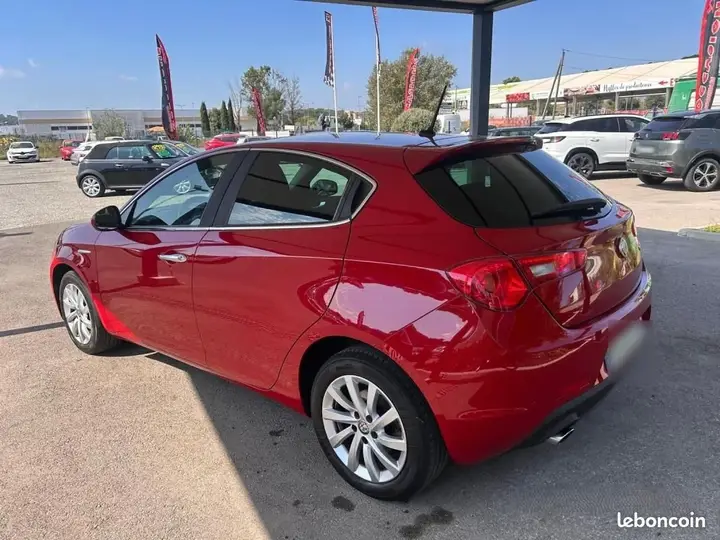 Alfa Romeo Giulietta 2017 photo 4