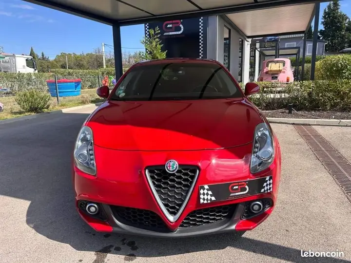 Alfa Romeo Giulietta 2017 photo 2