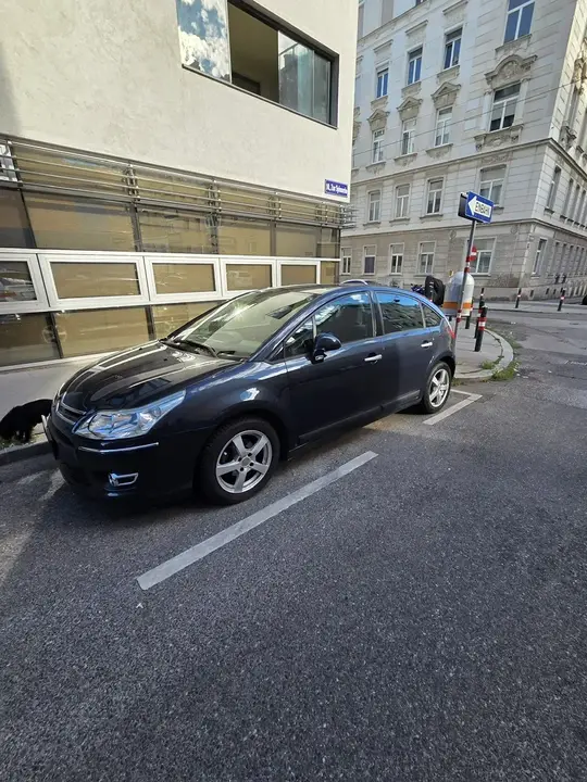 Citroen C4 2009 photo 3