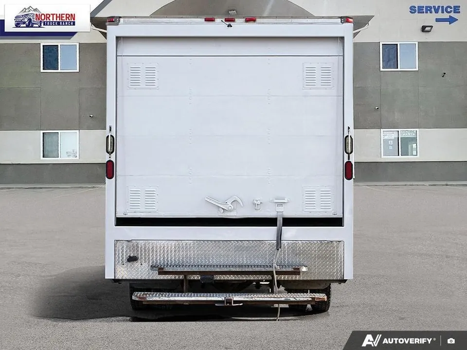 Ford F-550 2014 photo 5