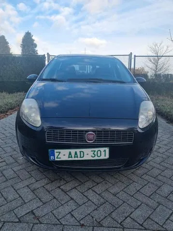 Fiat Punto 2009 photo 3
