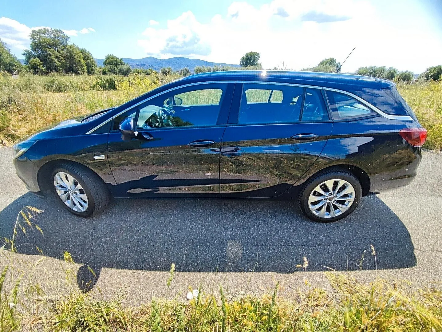Opel Astra 2019 photo 4