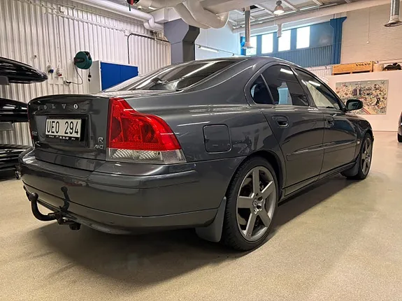 Volvo S60 2004 photo 2