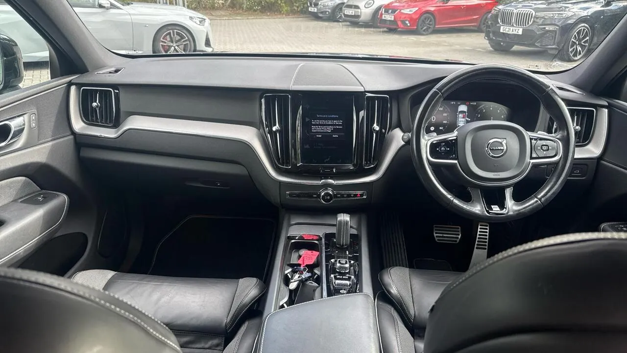 Volvo Xc60 2020 photo 4