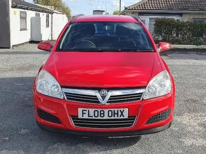 Vauxhall Astra 2008 photo 2