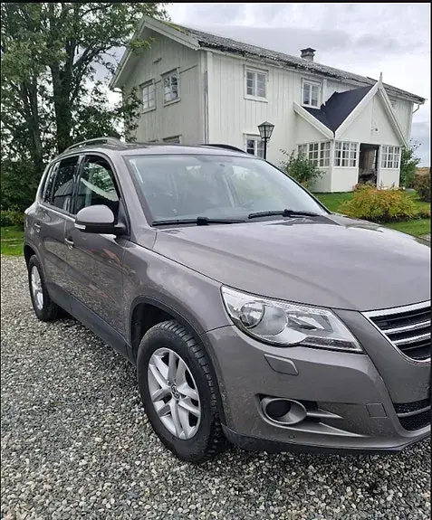 Volkswagen Tiguan 2009 photo 2