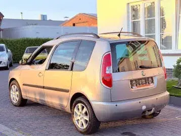 Skoda Roomster 2007 photo 3