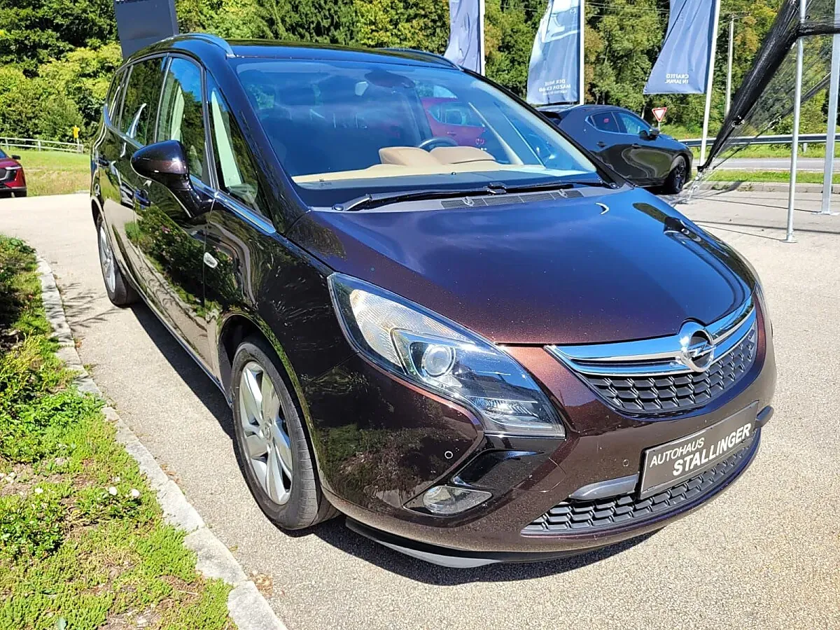 Opel Zafira Tourer 2015 photo 2
