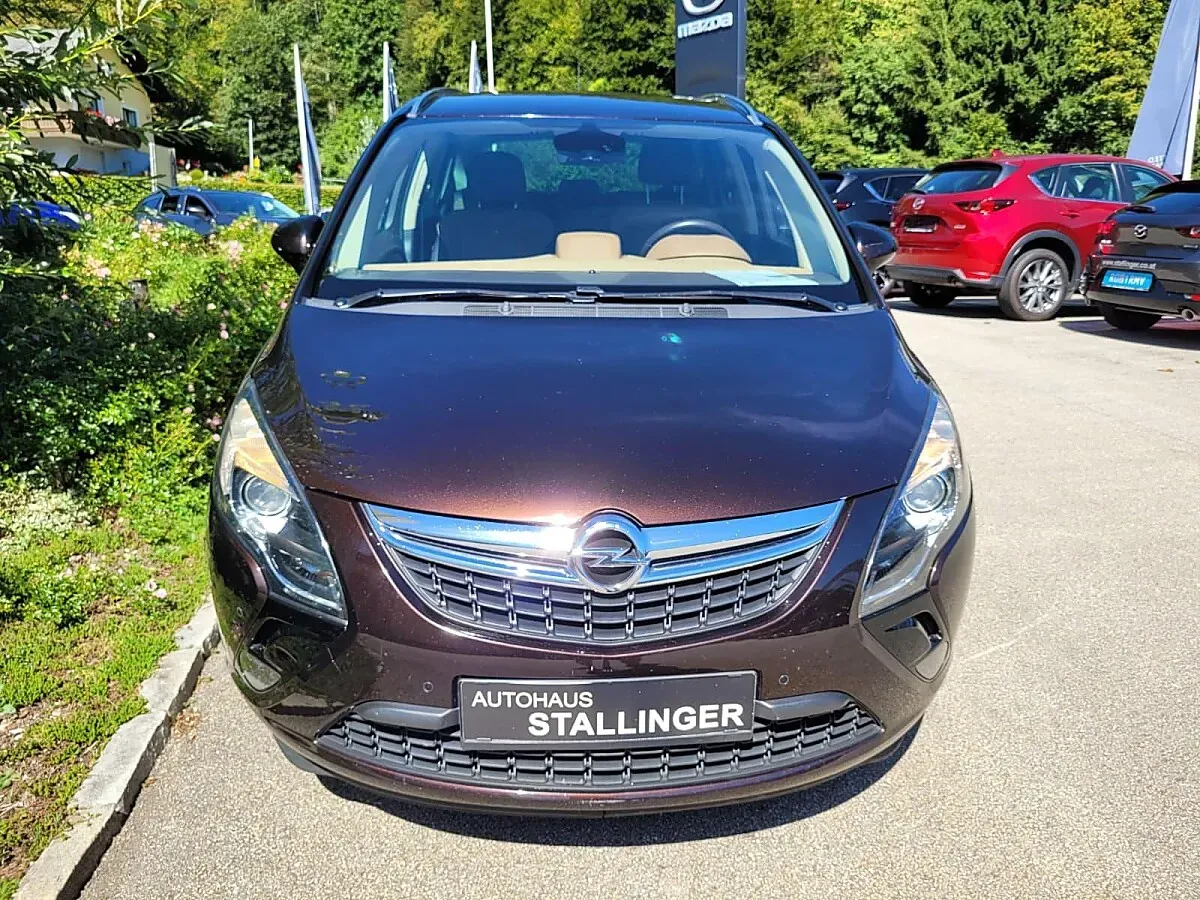 Opel Zafira Tourer 2015 photo 3