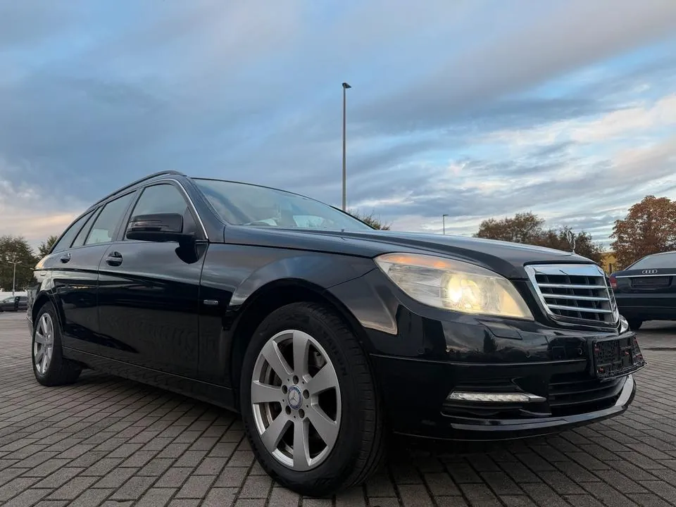Mercedes-Benz C220D