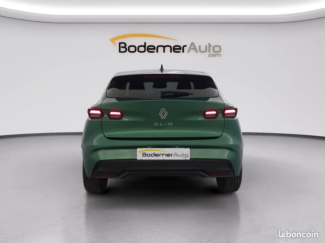 Renault Clio 2026 photo 4