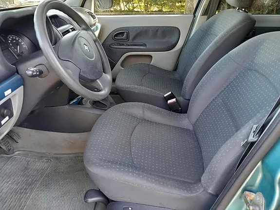 Renault Clio 2005 photo 3
