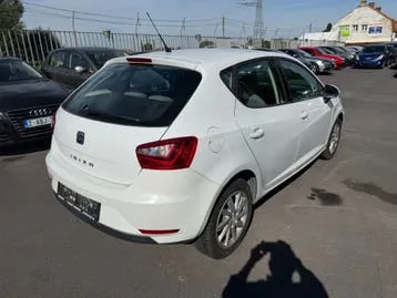 Seat Ibiza 2012 photo 3