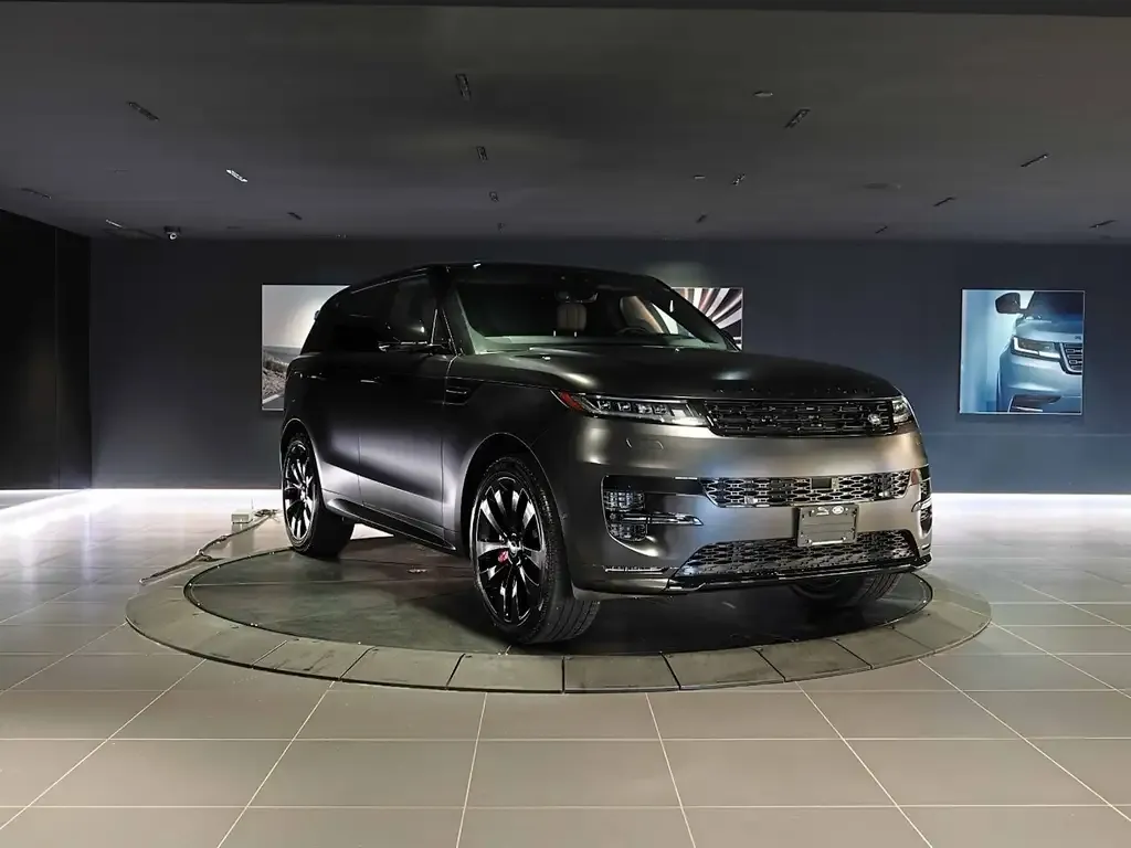 Land Rover Range Rover Sport 2025 photo 3