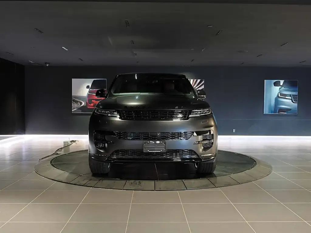 Land Rover Range Rover Sport 2025 photo 2