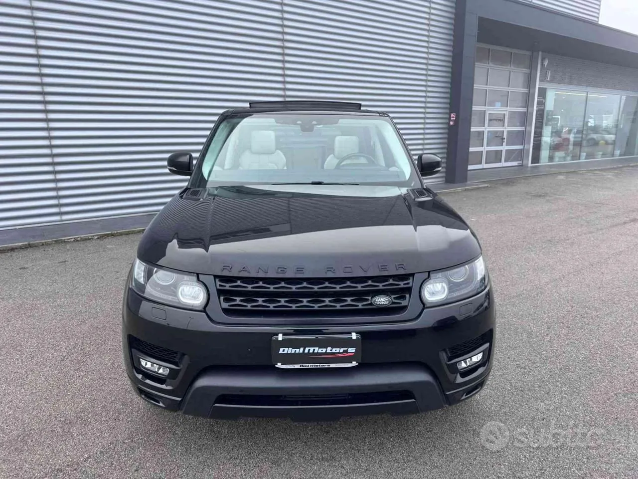Land Rover Range Rover Sport 2017 photo 2