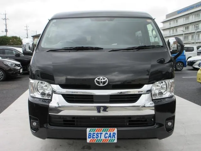 Toyota Hiace Wagon 2025 photo 5