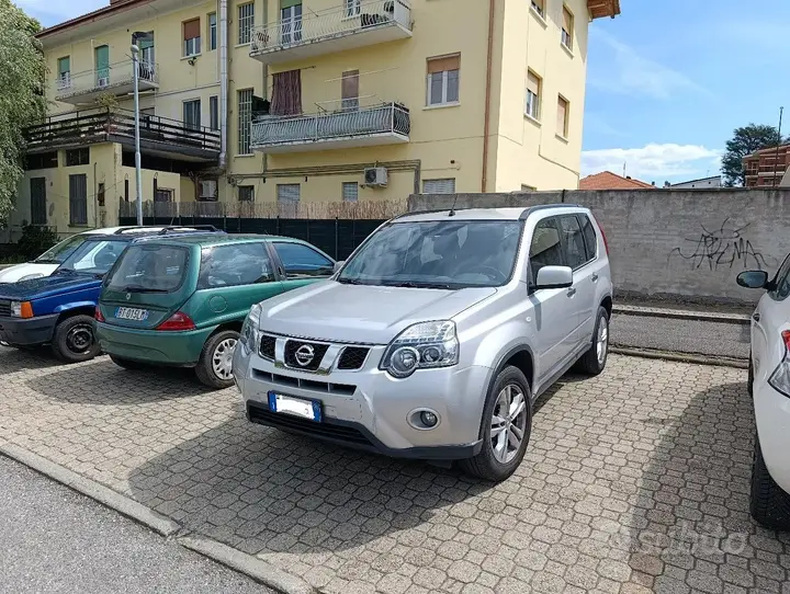 Nissan X-Trail 2012 photo 3