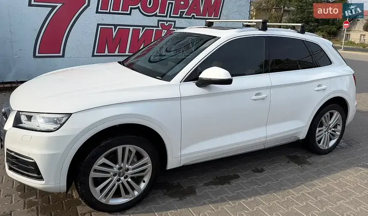 Audi Q5 2019 photo 2