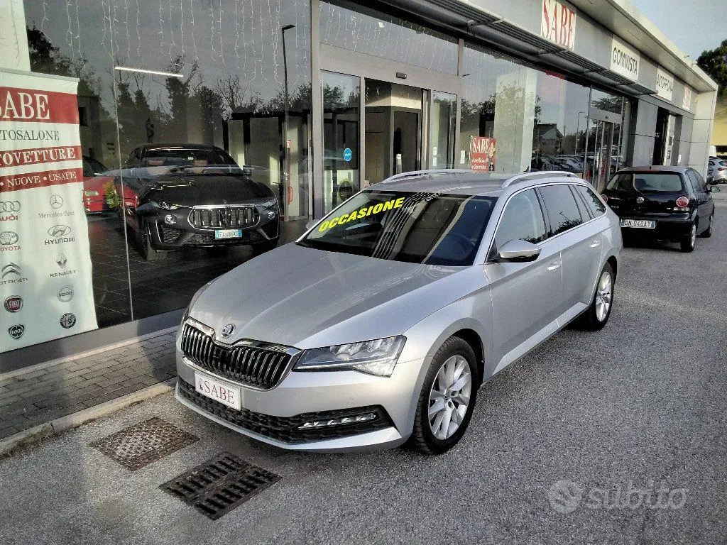 Skoda Superb 2024 photo 2