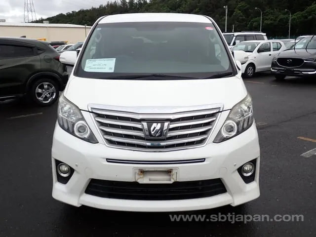 Toyota Alphard 2013 photo 5