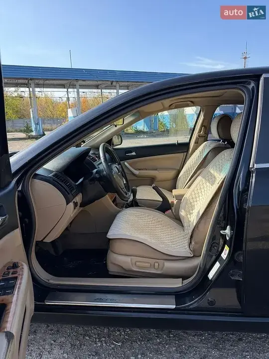 Honda Accord 2003 photo 5