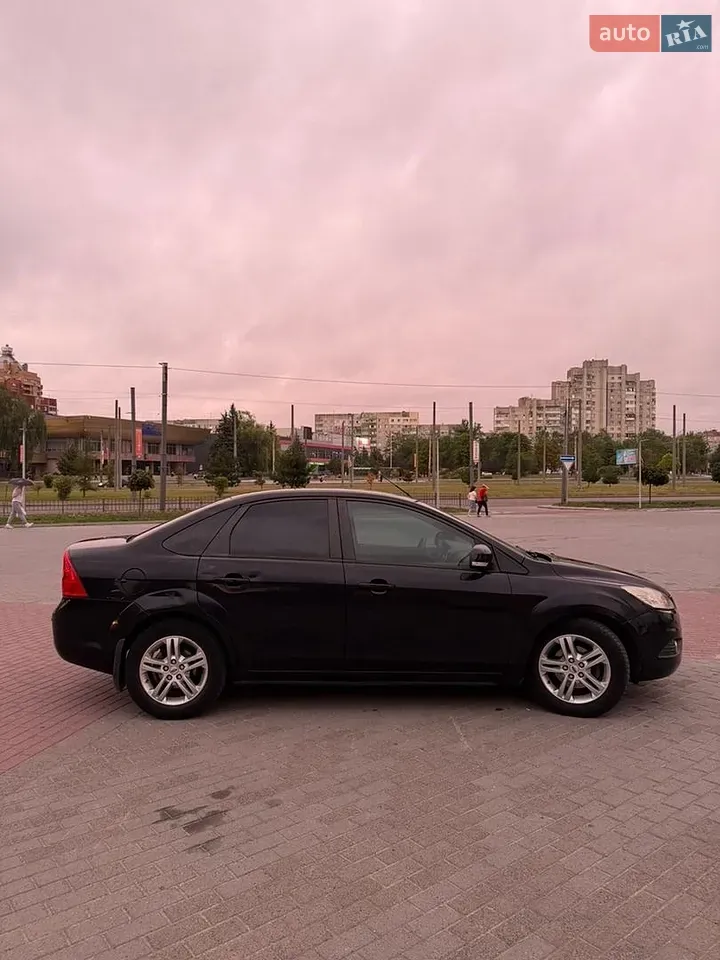 Ford Focus 2008 photo 3