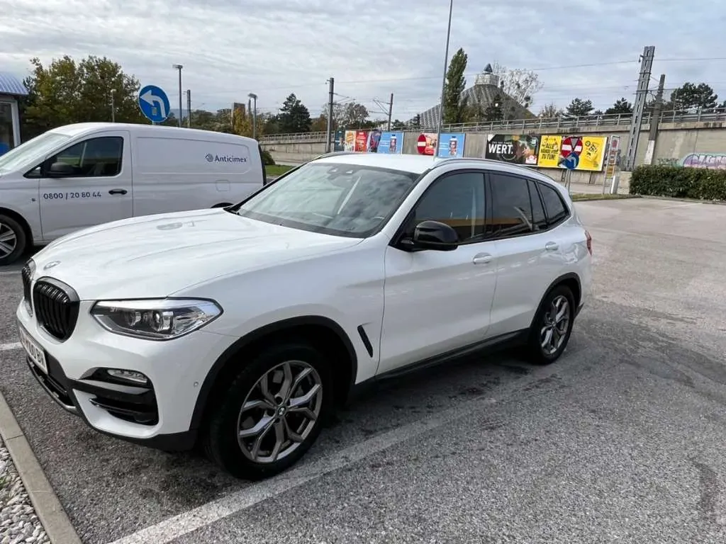 BMW X3 2019 photo 2