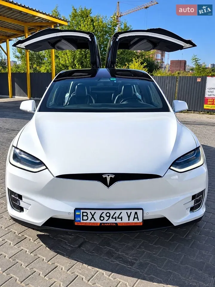 Tesla Model X