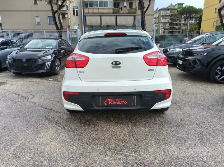 Kia Rio 2016 photo 5