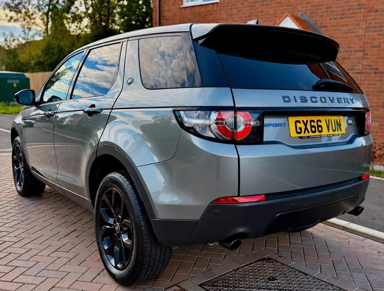 Land Rover Discovery Sport 2016 photo 5