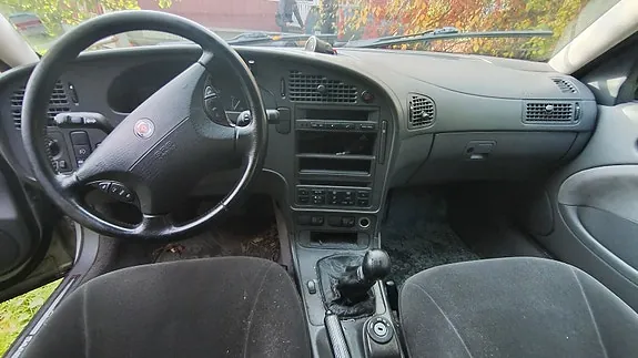 Saab 9-5 2000 photo 3