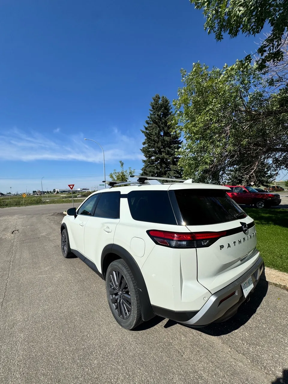 Nissan Pathfinder 2023 photo 4