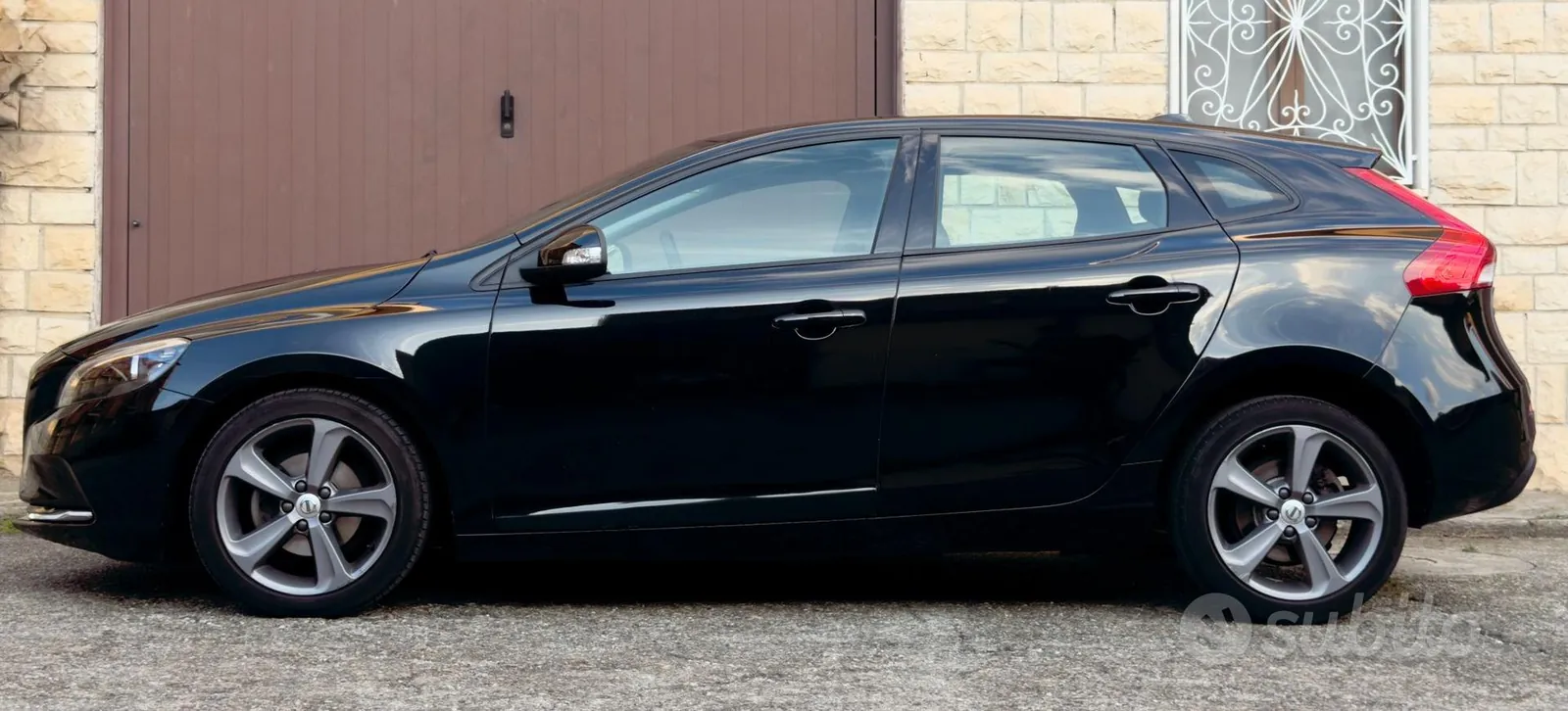 Volvo V40 2018 photo 3