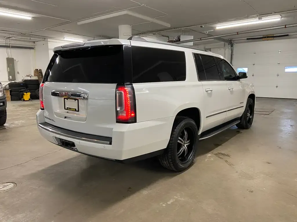 GMC Yukon 2020 photo 5