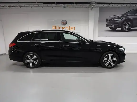 Mercedes-Benz C 300 2023 photo 5